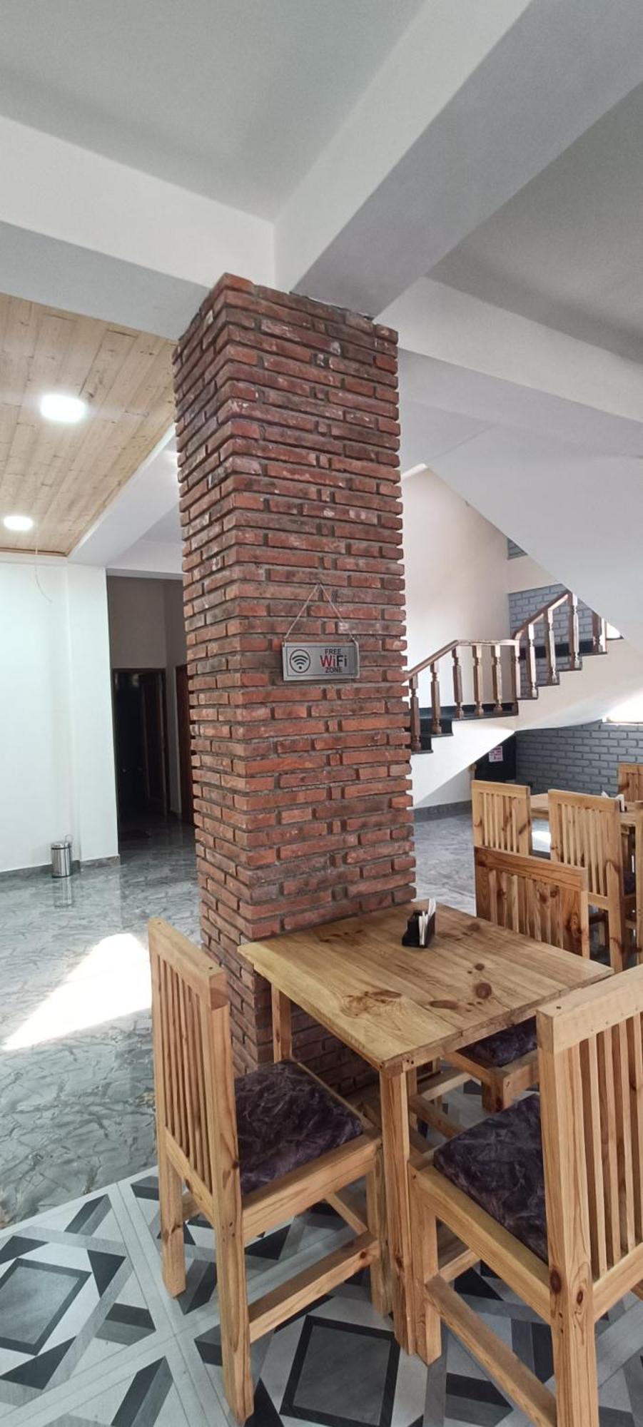 Hotel Paul Villa Bīr Екстериор снимка