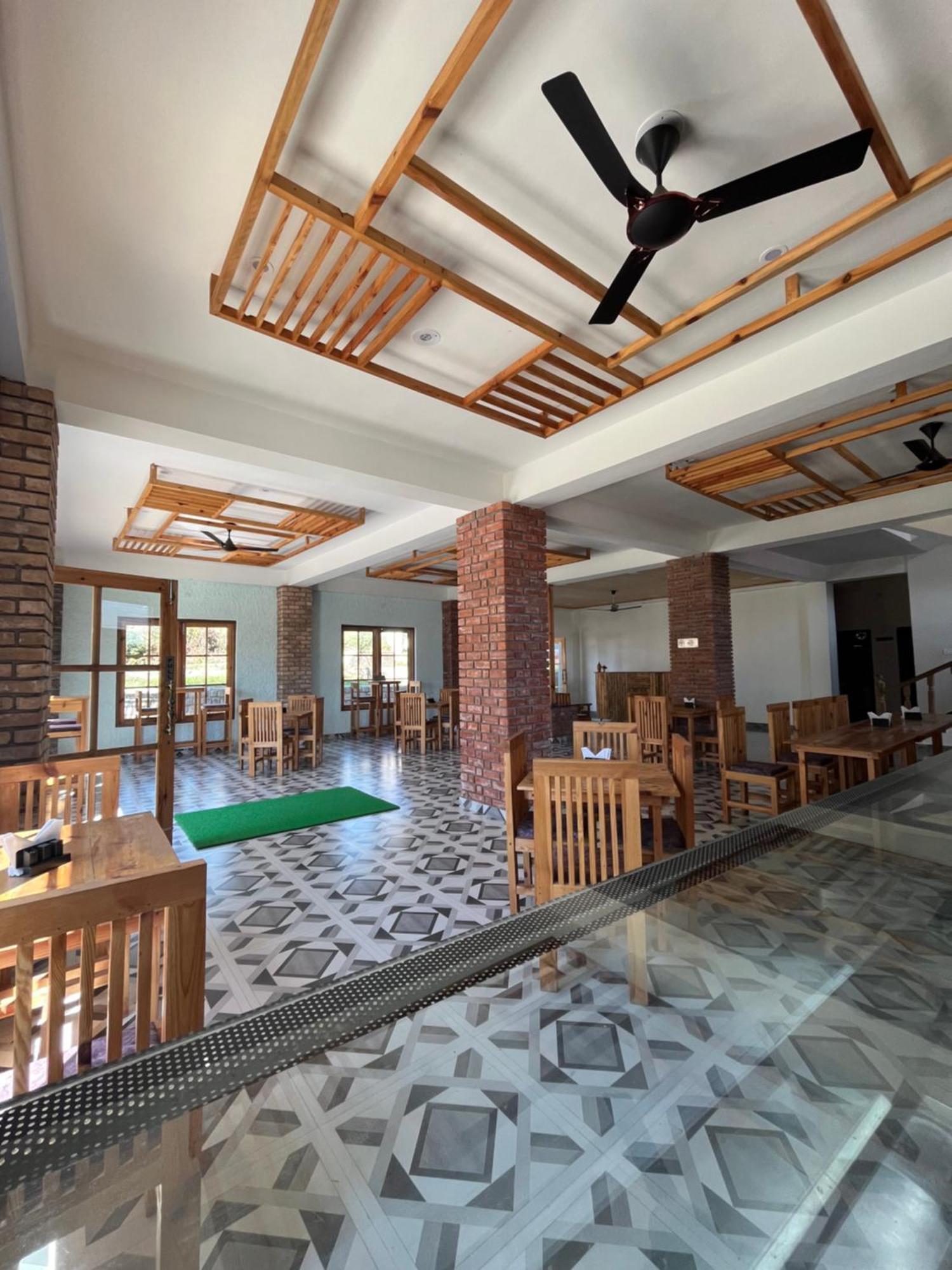 Hotel Paul Villa Bīr Екстериор снимка