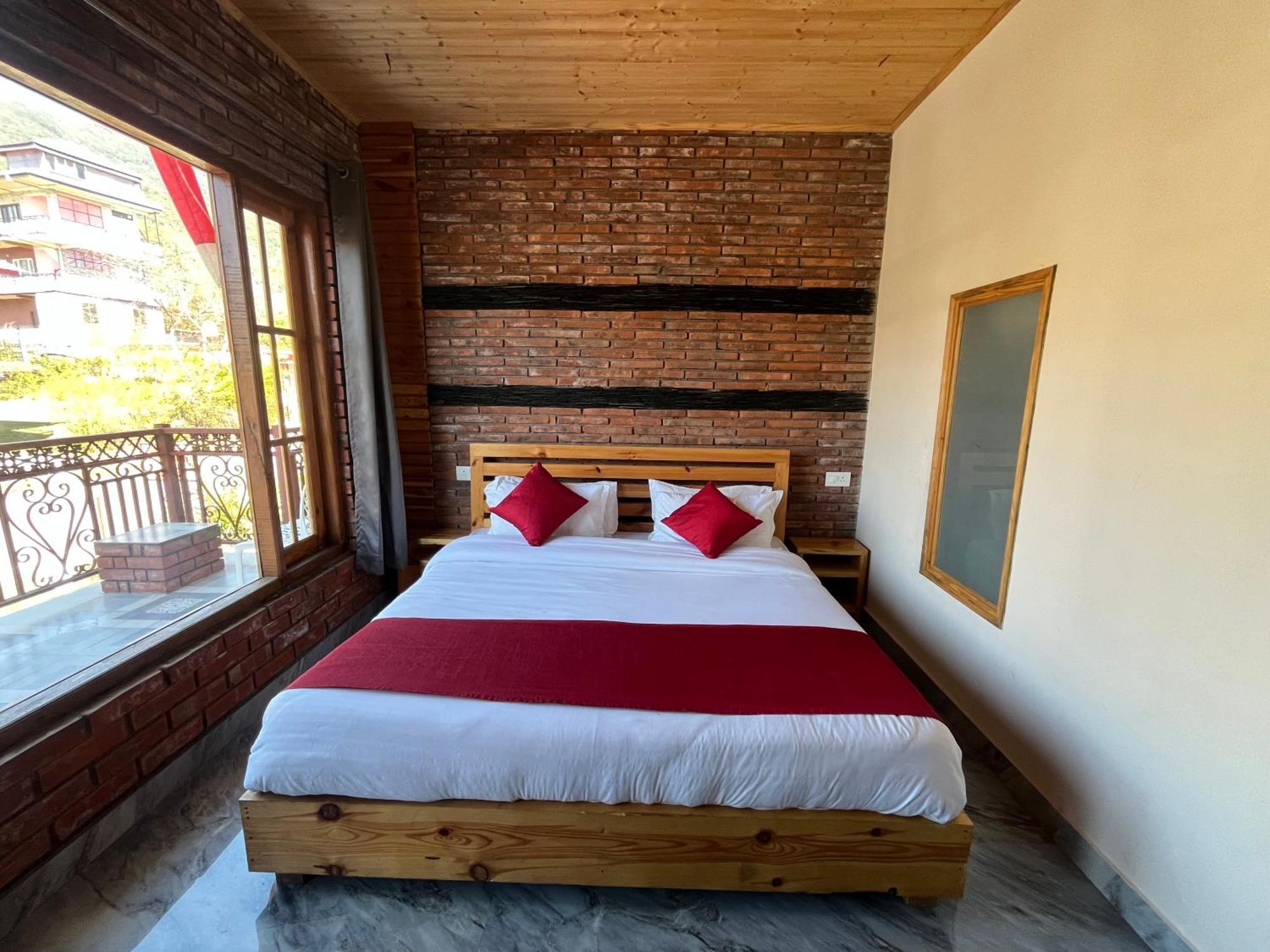 Hotel Paul Villa Bīr Екстериор снимка
